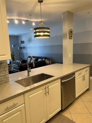 808 SW 147th Avenue 3608, Pembroke Pines, FL 33027