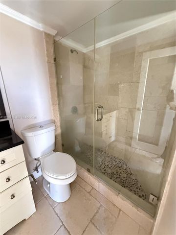 5313 Collins Ave 801, Miami Beach, FL 33140