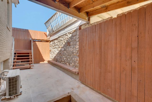 1108 N VIRGINIA Street, El Paso, TX 79902