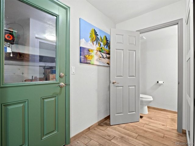 12162 W Lake Ave, Littleton, CO 80127