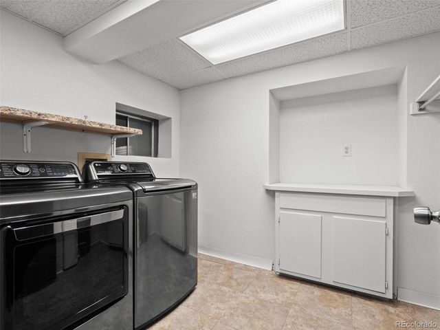 12162 W Lake Ave, Littleton, CO 80127