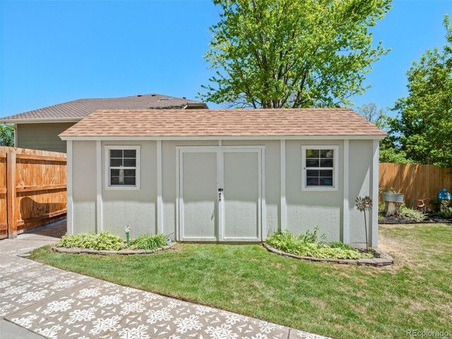 12162 W Lake Ave, Littleton, CO 80127