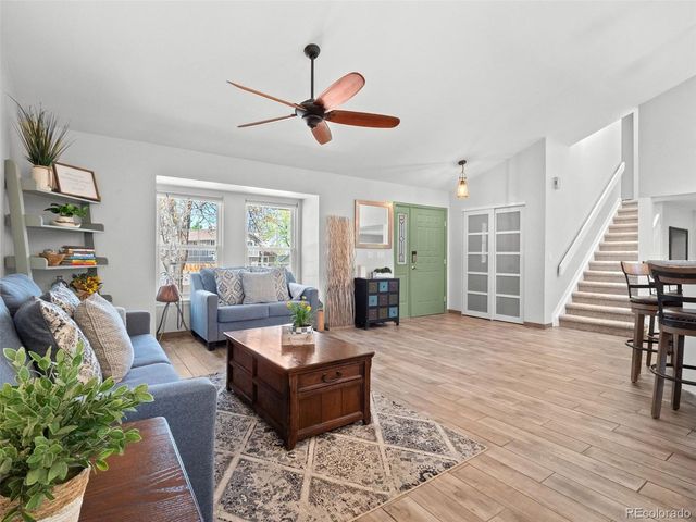 12162 W Lake Ave, Littleton, CO 80127