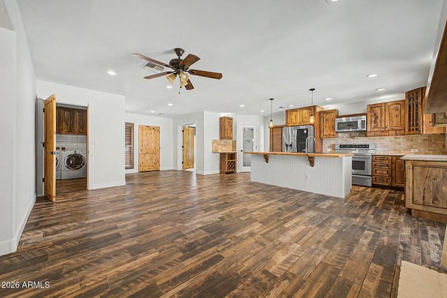 1522 W IMPALA Avenue, Mesa, AZ 85202