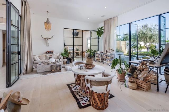 14783 Roxbury Terr., Rancho Santa Fe, CA 92067