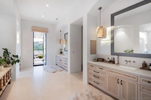 14783 Roxbury Terr., Rancho Santa Fe, CA 92067