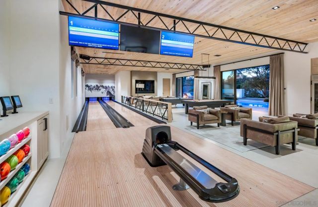 14783 Roxbury Terr., Rancho Santa Fe, CA 92067