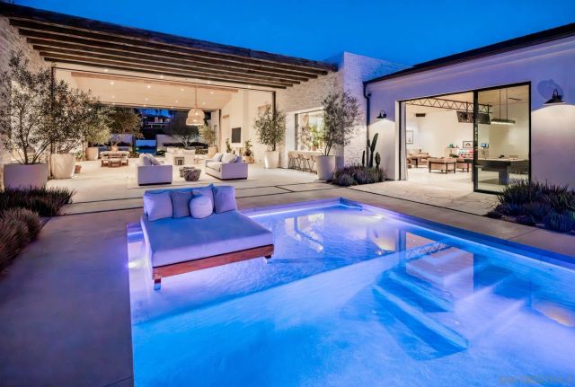 14783 Roxbury Terr., Rancho Santa Fe, CA 92067