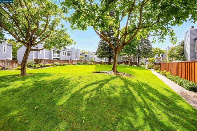 266 Ashley Cir 37, Danville, CA 94526