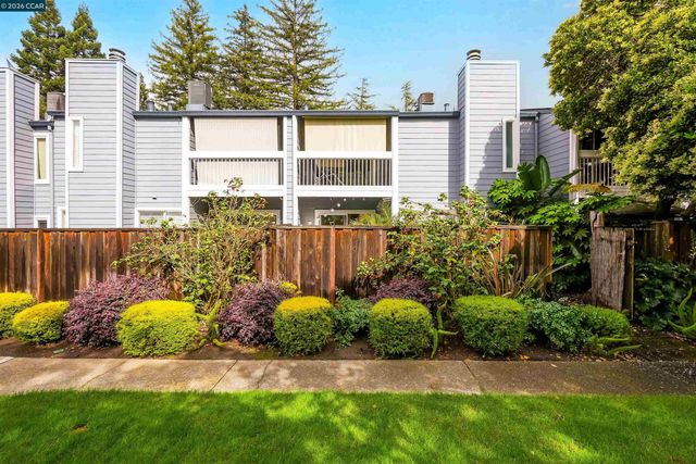 266 Ashley Cir 37, Danville, CA 94526