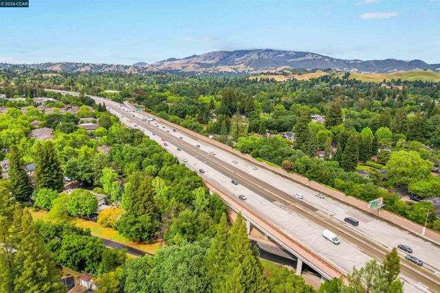 266 Ashley Cir 37, Danville, CA 94526