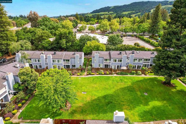 266 Ashley Cir 37, Danville, CA 94526