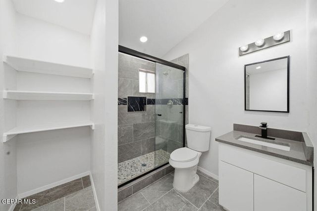821 Los Lagos Way A, El Paso, TX 79907
