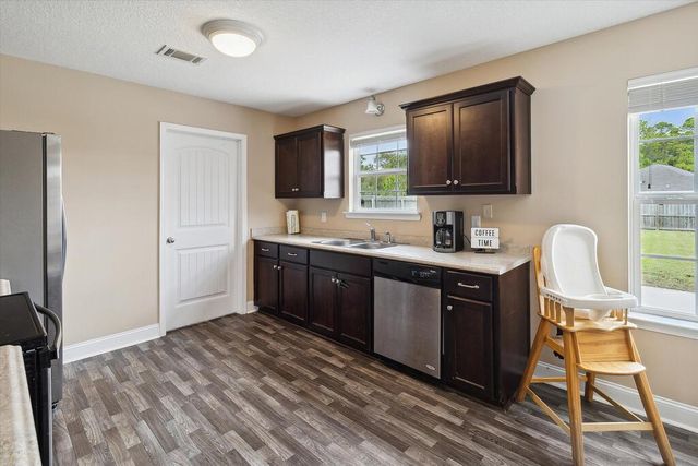 217 Nobel Crest, Hinesville, GA 31313