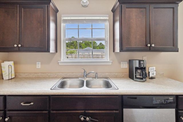 217 Nobel Crest, Hinesville, GA 31313