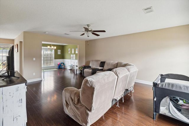 217 Nobel Crest, Hinesville, GA 31313