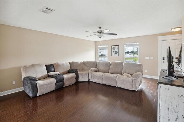 217 Nobel Crest, Hinesville, GA 31313