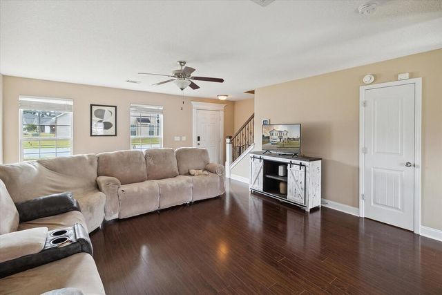 217 Nobel Crest, Hinesville, GA 31313