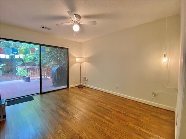 1148 Riverbend Club SE Drive, Atlanta, GA 30339