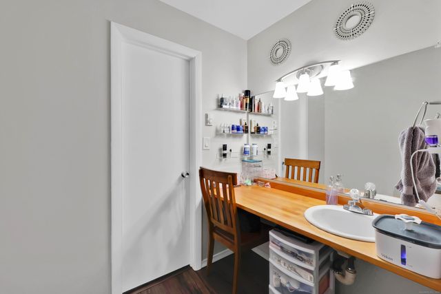 62 Candlewood Drive 62, South Windsor, CT 06074