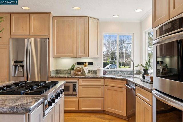 3770 3770 Boxwood Ct, Concord, CA 94519