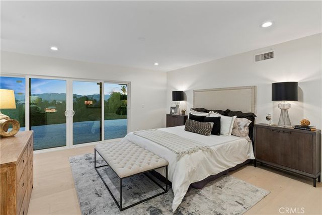 16915 Dormie, Encino, CA 91436