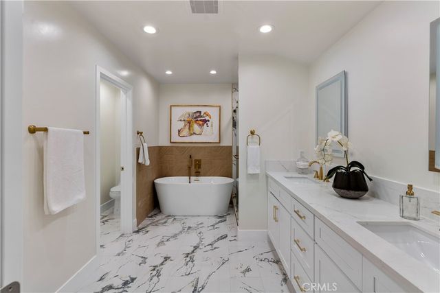 16915 Dormie, Encino, CA 91436