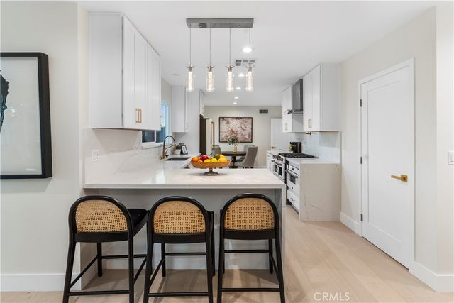 16915 Dormie, Encino, CA 91436