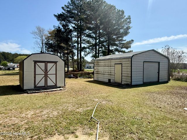 6484 Prison Camp Road, Williamston, NC 27892