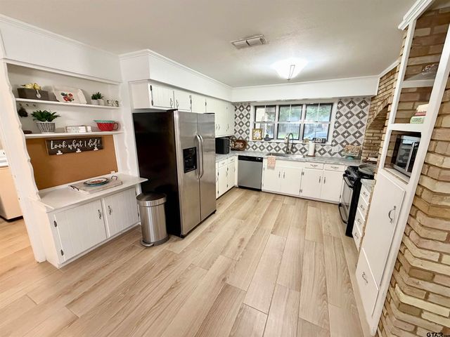 4524 Leisure Ln, Tyler, TX 75703