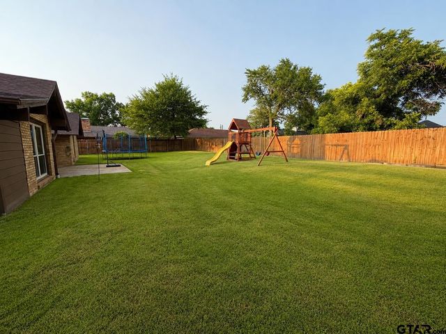 4524 Leisure Ln, Tyler, TX 75703