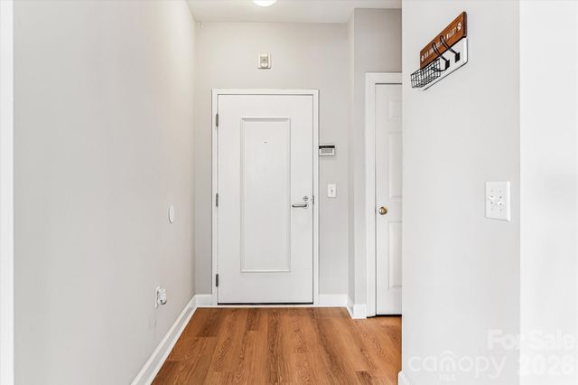 718 W Trade Street 302, Charlotte, NC 28202