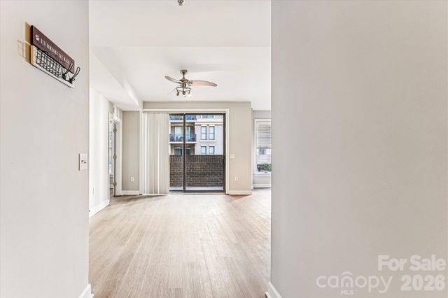 718 W Trade Street 302, Charlotte, NC 28202