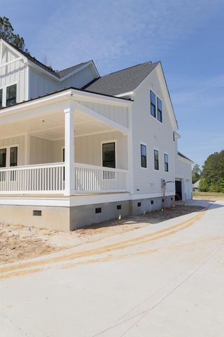 1116 Plantation Overlook Drive, Moncks Corner, SC 29461