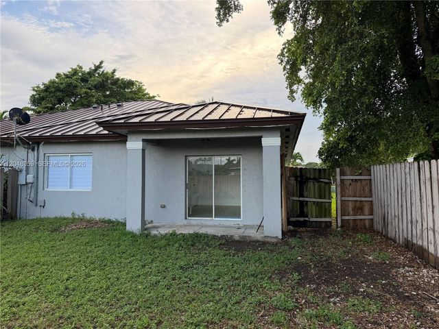 22725 SW 125th Ave A, Miami, FL 33170