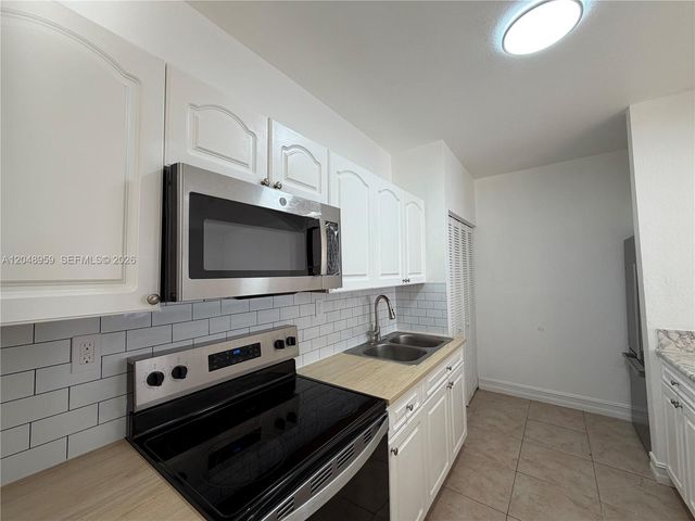 22725 SW 125th Ave A, Miami, FL 33170
