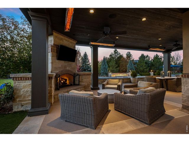 4040 E Forbes Ct, Greenwood Village, CO 80121