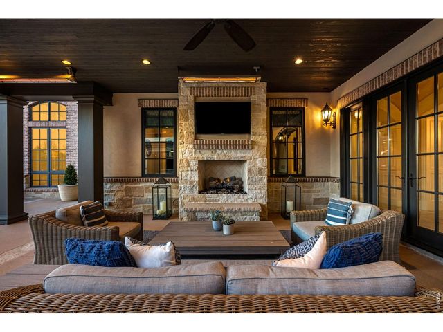 4040 E Forbes Ct, Greenwood Village, CO 80121