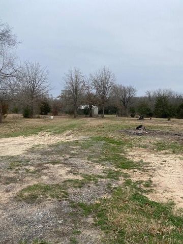 6988 Refugio Circle, Bedias, TX 77831