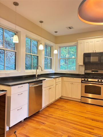 22 Deer Trail S, Greenwood Lake, NY 10925