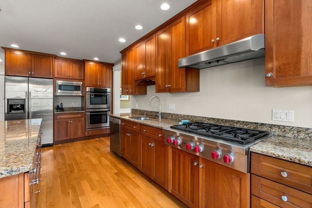 22 Edwardel Rd, Needham, MA 02492