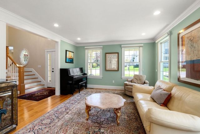 22 Edwardel Rd, Needham, MA 02492