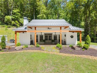 189 Peace Valley Road, Dahlonega, GA 30533