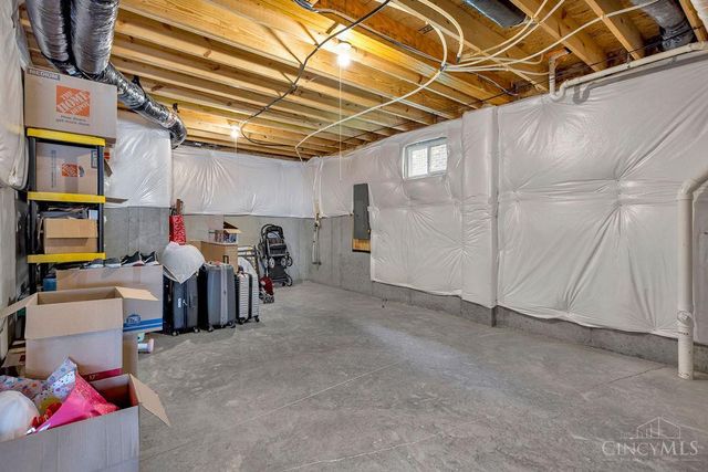 4865 Osprey Pointe Drive, Liberty Twp, OH 45011