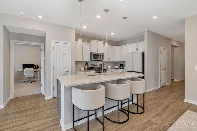 4865 Osprey Pointe Drive, Liberty Twp, OH 45011