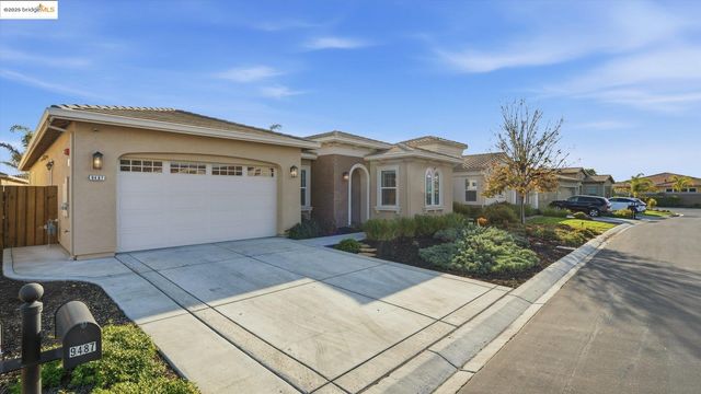 9487 Davenport CIR, Discovery Bay, CA 94505