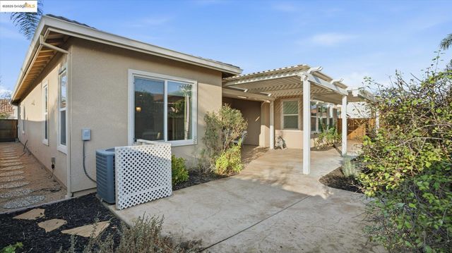 9487 Davenport CIR, Discovery Bay, CA 94505