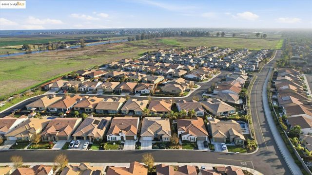 9487 Davenport CIR, Discovery Bay, CA 94505