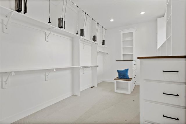 2123 NW Killarney Lane, Lee's Summit, MO 64081