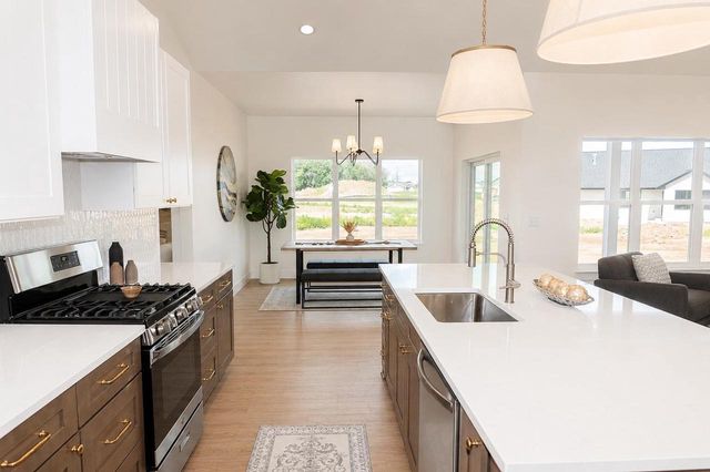 8329 MARLO AVENUE, Neenah, WI 54956